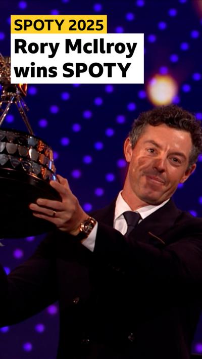 Rory McIlroy accepting award