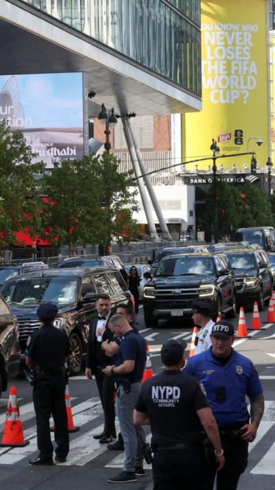 guests arrive at madison square garden