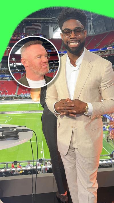 Micah Richards and Wayne Rooney