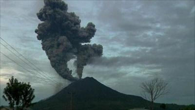 Mount Sinabung erupting