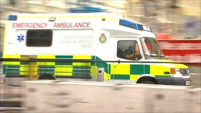 Ambulance arrives at scene of 7 July bombing in London