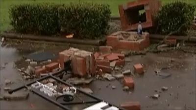 Rayne tornado debris