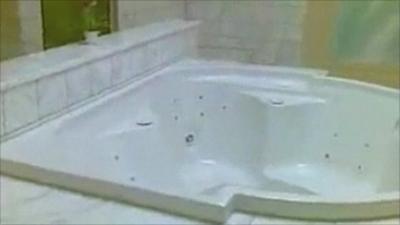 Aisha Gaddafi's bathroom