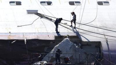 Salvage teams and embedded rock on the Coast Concordia