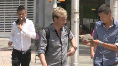 Chris Rogers and pickpockets