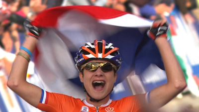 Dutch rider Marianne Vos wins world championship road race