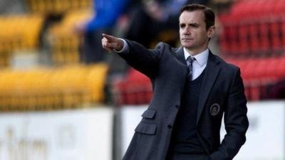 St Mirren manager Danny Lennon