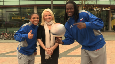 Harlem Globetrotters players meet BBC Sport's Amelia Harris