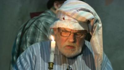 Actor playing Scrooge