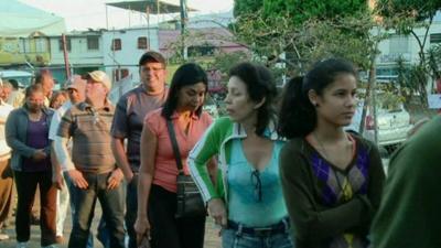 Venezuelans queue to vote