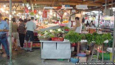 An old photo of Tiong Bahru hawker centre before its renovation