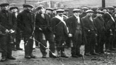 Miners in Cwm