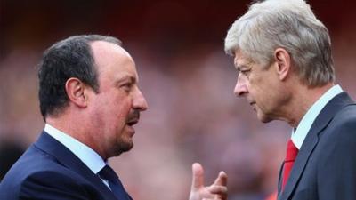 Rafael Benitez (l) and Arsene Wenger