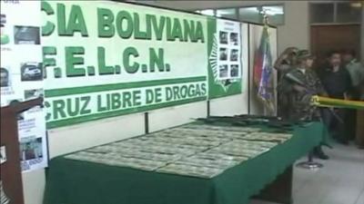 The money displayed by Bolivian authorities