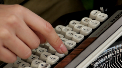 Typing hand