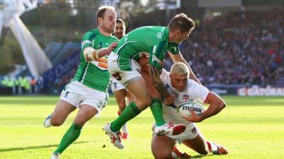 Ryan Hall scoring a try