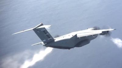 Plane creating fake ash cloud