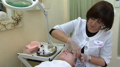 Ultra-Orthodox beauty salon