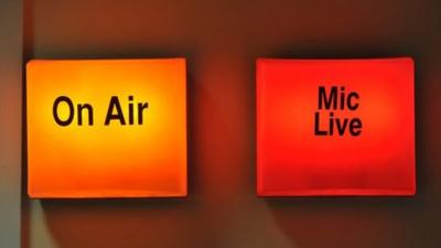 On Air and Mic Live sign