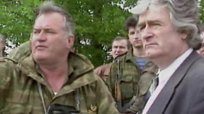 Ratko Mladic (L) and Radovan Karadzic (R)