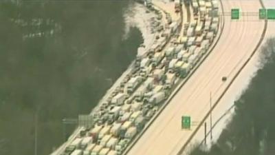 Hundreds of vehicles on jammed freeway in Georgia