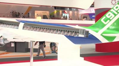 Mock-up of Comac's C919