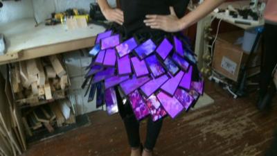 Smartphone skirt