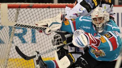 Stephen Murphy in action for the Belfast Giants