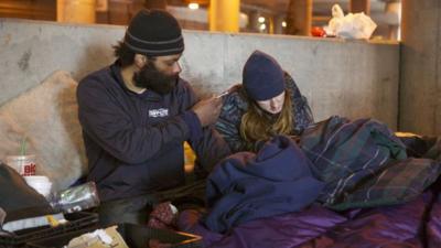 Greg and Stacey shoot up heroin in an underpass in Chicago