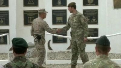 Brigadier General Danial Yoo (l) and Brigadier James Woodham