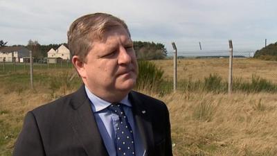 Angus Robertson