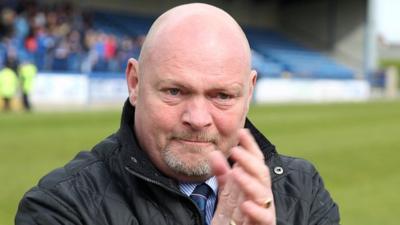 David Jeffrey in his last game in charge of Linfield