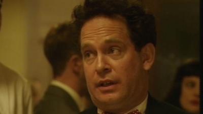 Actor Tom Hollander playing Dylan Thomas