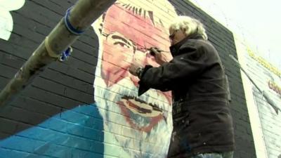 Gerry Adams mural