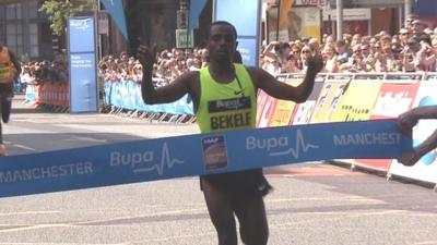 Kenenisa Bekele wins the Great Manchester Run