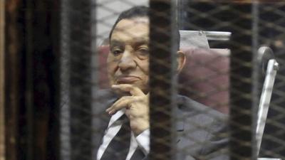 Hosni Mubarak in court in Cairo (21 May 2014)