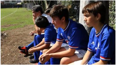 Young players in Mexico on the bench