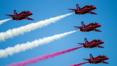 Red arrows