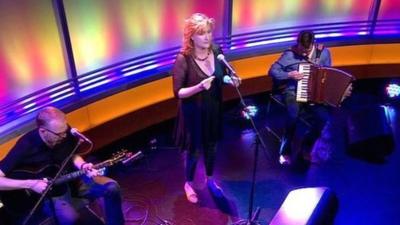 Eddi Reader