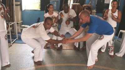 BBC Sport presenter Jason Mohammad tries Capoeira