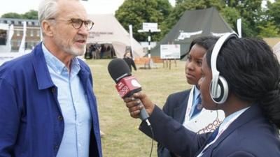 School Reporters interview Larry Lamb