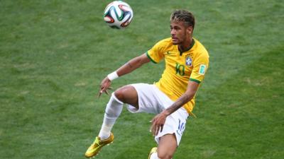 Neymar shows off his skills