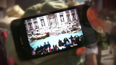 Smartphone showing Trevi fountain image