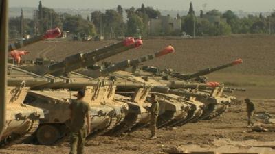 Israeli tanks