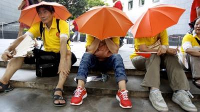 Pro-Beijing protesters