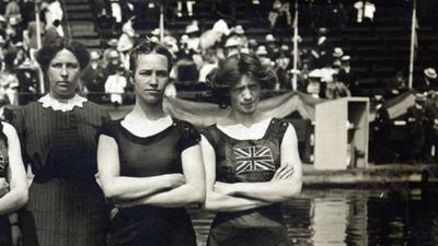 Irene Steer (far right)