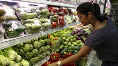 Female shopper in Venezuela