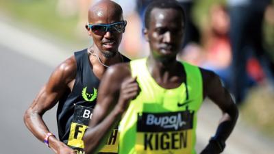 Mo Farah wins the Great North Run