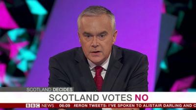 Huw Edwards with 'Scotland Votes No' graphic on screen