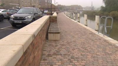 Flood defence scheme